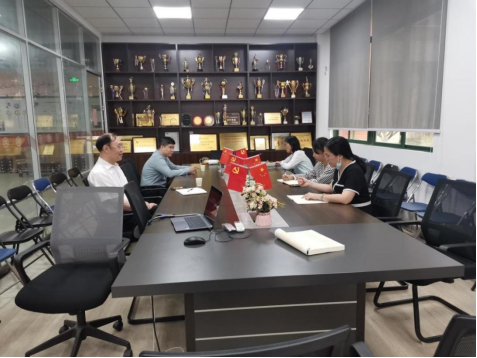 60CE23E4FD853B2F388BCBADFC1_EFEEA924_A723A