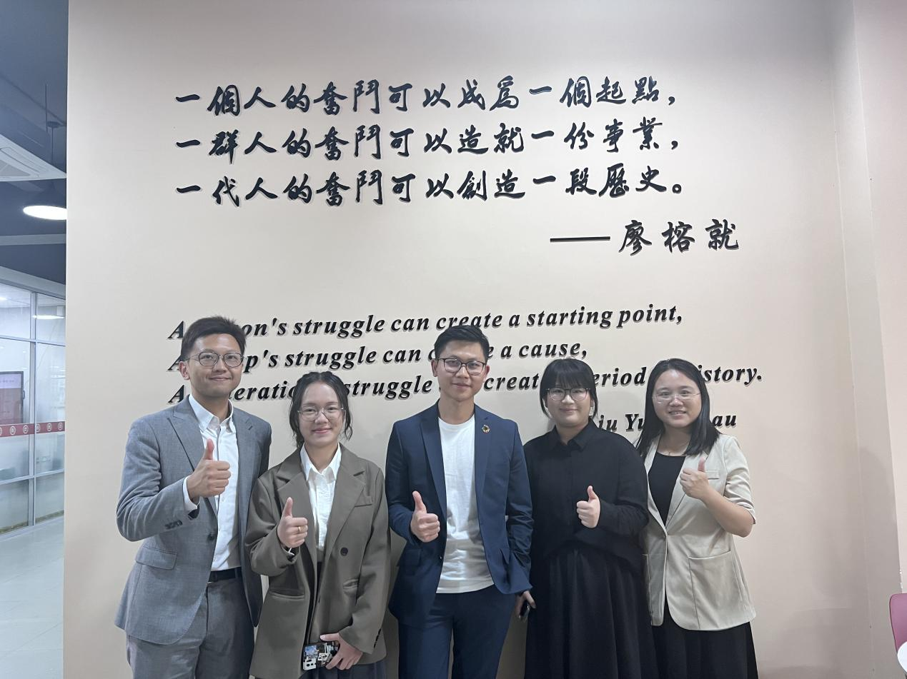 CB2404285BAB03BF4FCC03EAE11_AFC63D66_E07FE