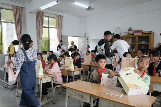 A256748A4372A29D4E4317E262A_0099209C_C89C3