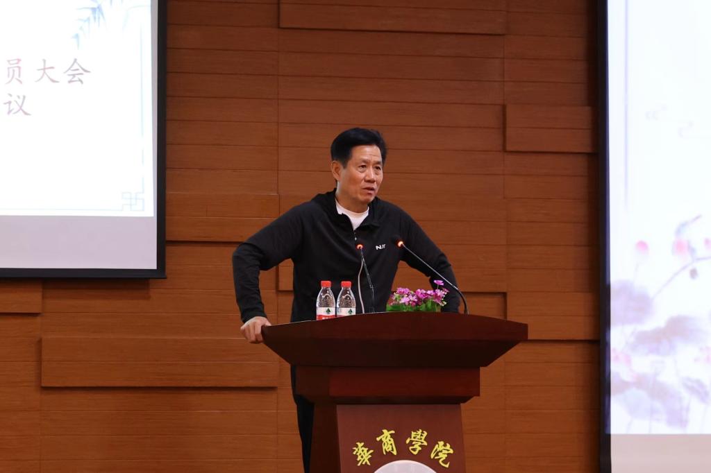 C7B794A0054E35E5AB97B3906B5_458C3E1D_C814