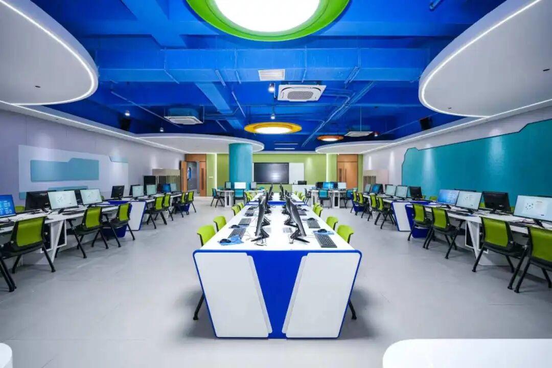 5EF5298ECC11632C7386AFE64D8_A1E7D16B_16F7D