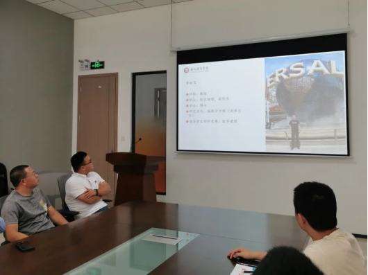 F043177DAEB6B69D22E91A6F09A_C567126E_CDECE