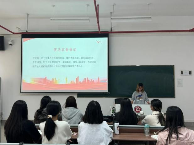 A6C5A8679D51EEA9012234BDB52_32123035_39152