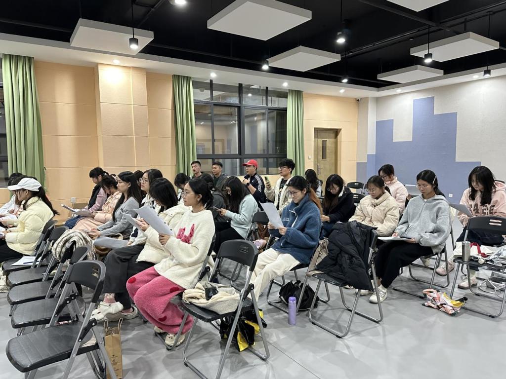 0F64811E3565AD4AD3D97FFA15B_1B8189B4_20DBE 0F64811E3565AD4AD3D97FFA15B_1B8189B4_20DBE