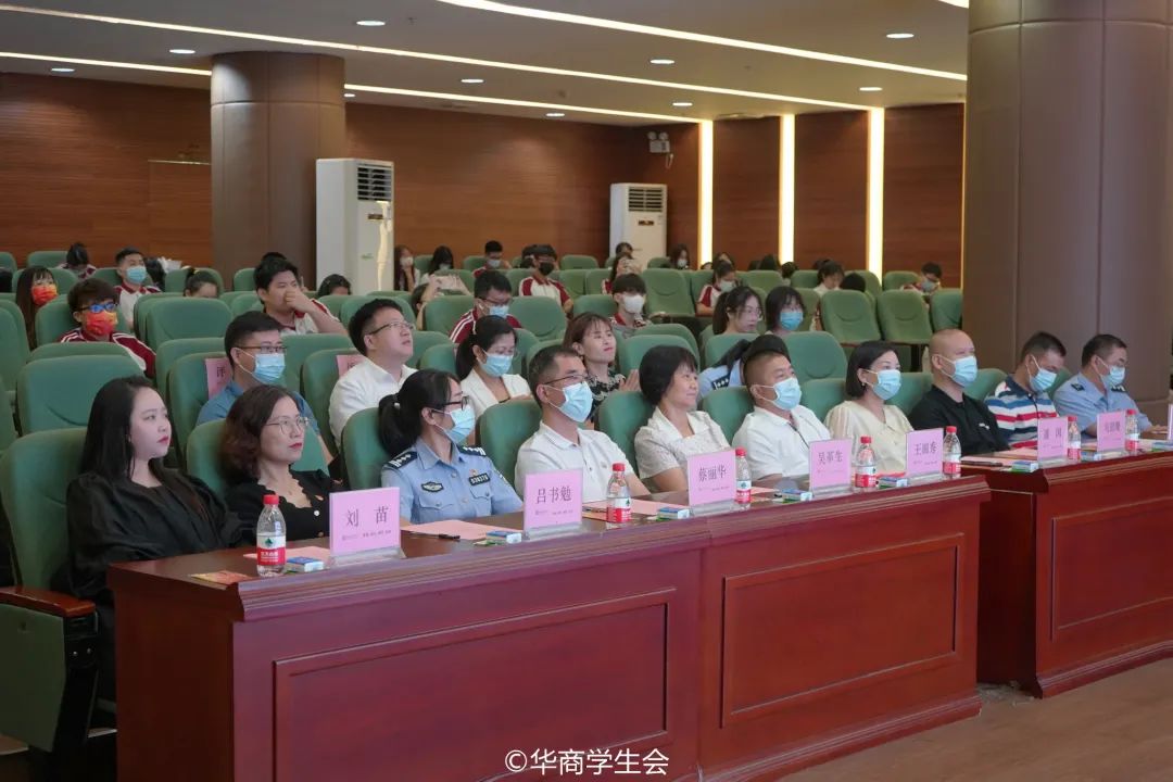 5AD32EB1B13DE7E6A2870D10D9B_CC18250F_17A3F