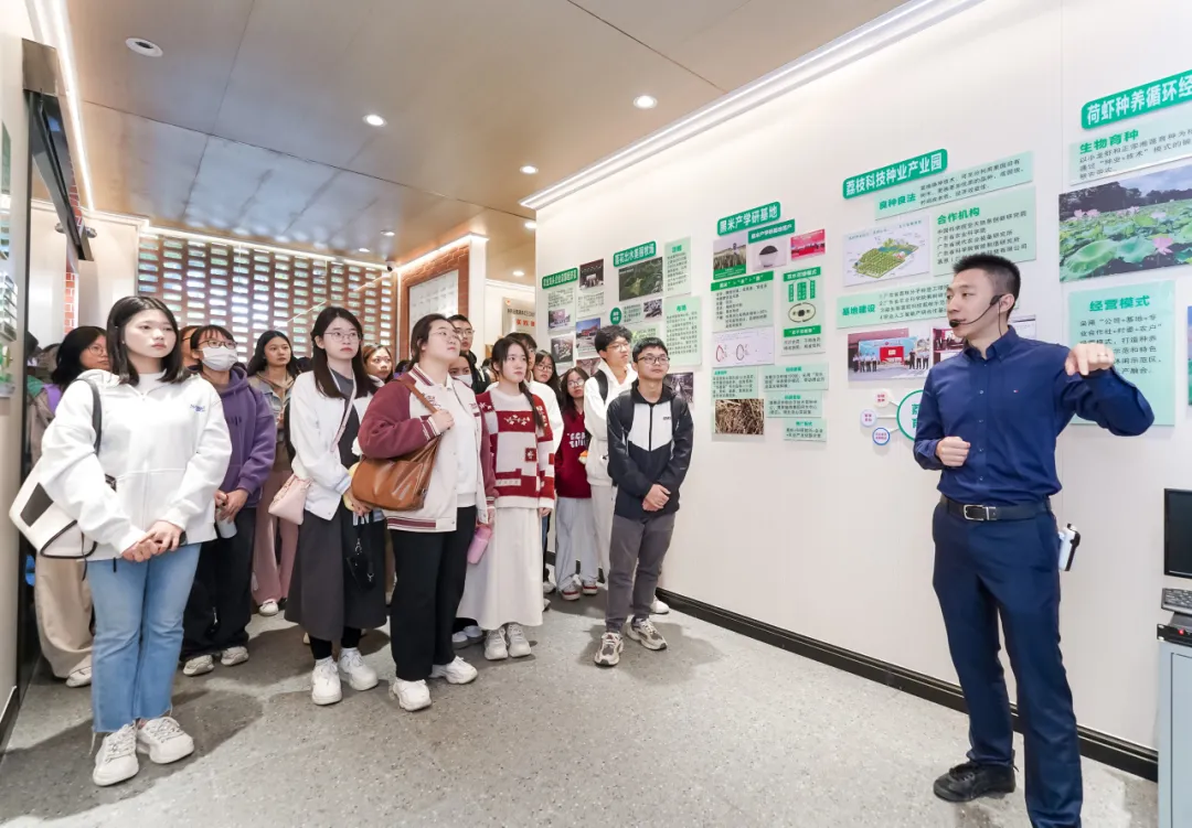 F1FEA18A3F4586A9DCBE58ADF10_CBE7F405_E11F1