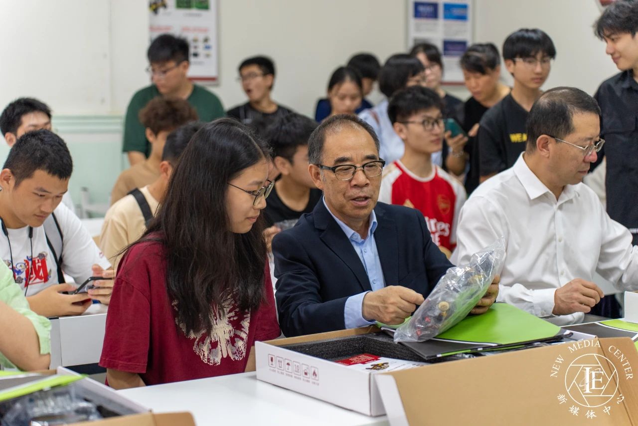 34FD054BD88FF994845BF7BC26E_A3583D39_22443