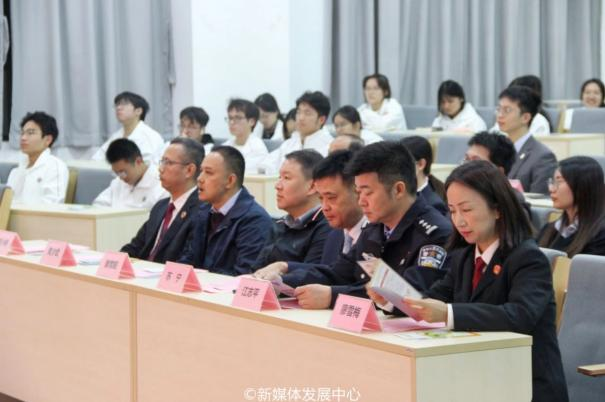 CBDB253A649EF00B3F69A258962_C7BC1EDD_41267