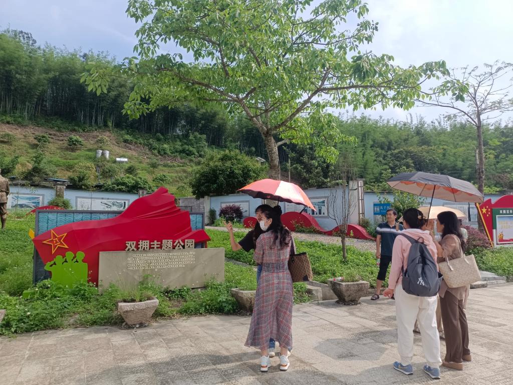 22BDEBCAB52C292CCD0B22E0FD4_B42B2AD9_2BBFD