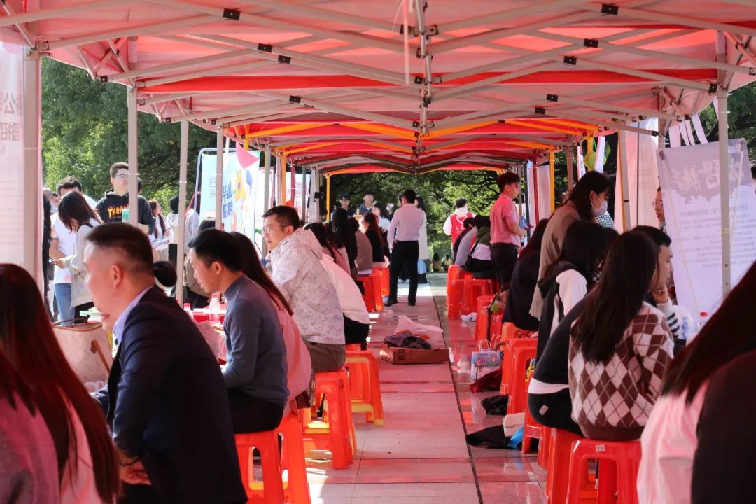 DB9EF6A47399271A6062465B813_3542E275_21B70 21B70