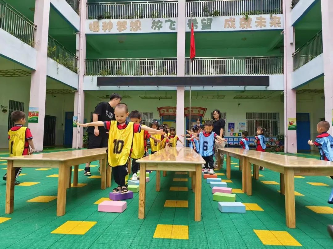 DF1BFB2A047539F5BFEB8DF233E_74ED44EF_2677D