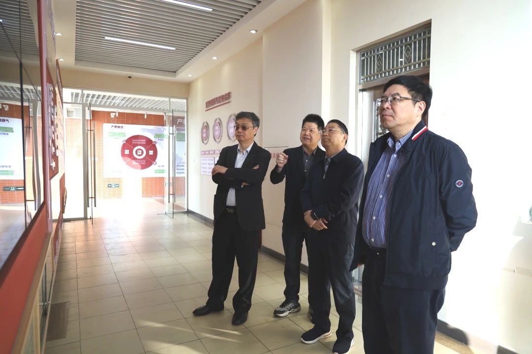 AFAE5E3ADBED66F488282D00CA7_A6D073CD_18394