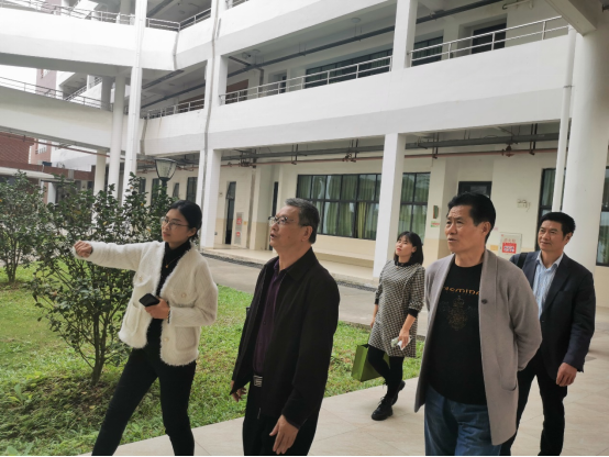 58391EC4ABE48C5A322D488AAAF_51358421_E18C0