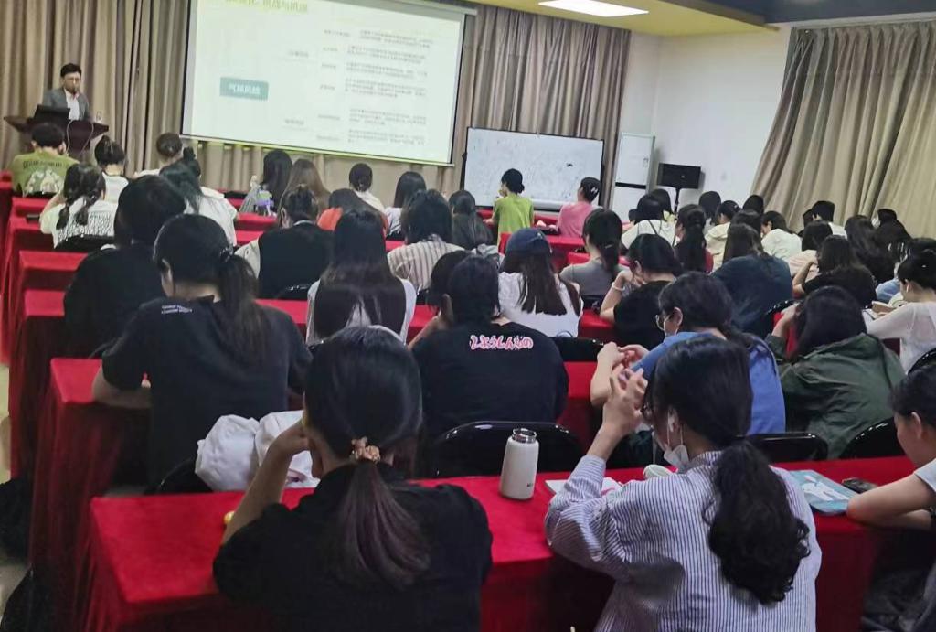 6D8DBD5A0EA1BB921C0AB28F7BF_2AEE4D69_16205