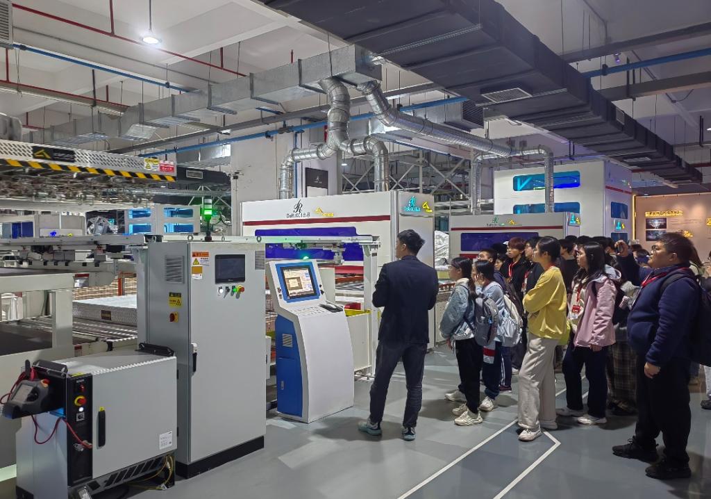 51DEA90F7D229785CF7E175486E_41711898_1D673