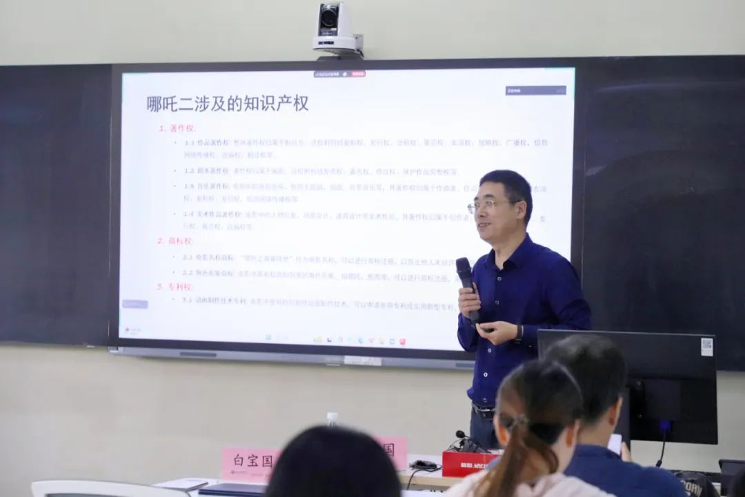 F24106F7D1B5DADB31D444D7D7C_ED39CF33_67AFD