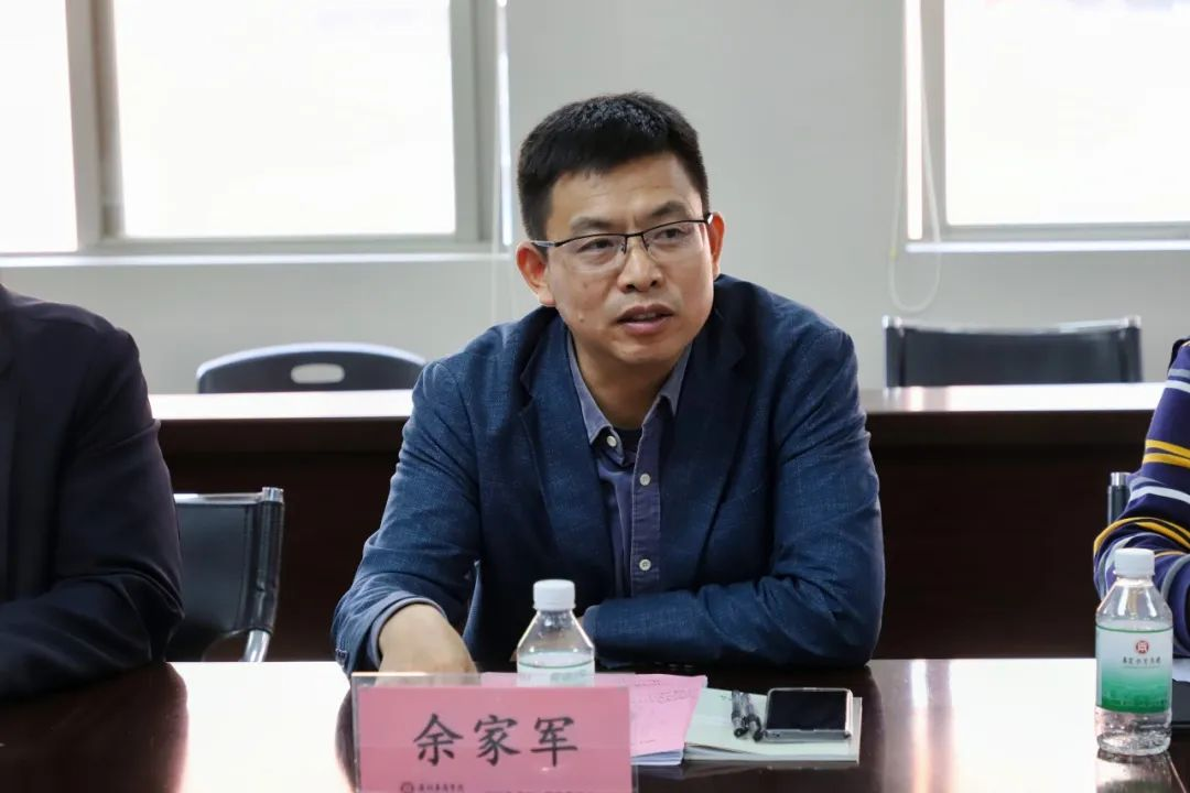 CA560FC63F40ED4AC798A756B8D_FF6AEF7F_7DD2D