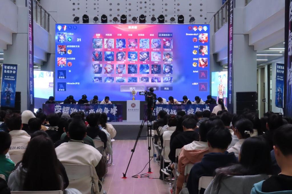 B0347A9826BEDF377FAAFEDE6DB_939E4844_178D5 B0347A9826BEDF377FAAFEDE6DB_939E4844_178D5