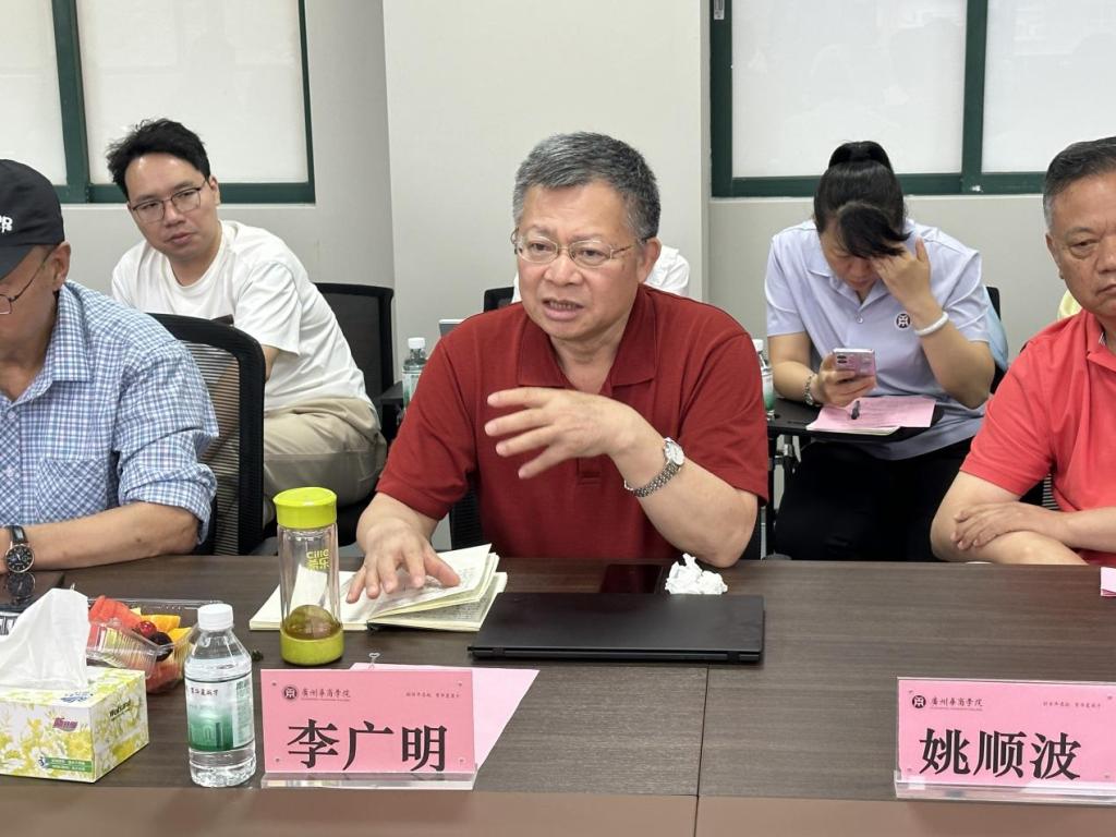 75A61ED6BA5C66068DA630662F3_1EB9D7AF_197B1