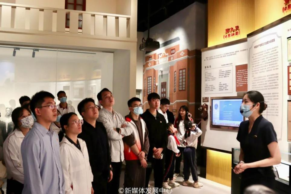 5BE1E76530E1267539316499825_54E97E4A_A5024