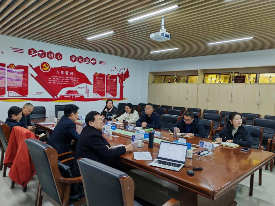 EF4E8CB2CD2F9B54AE38E64C4E3_CF4407F9_E375A