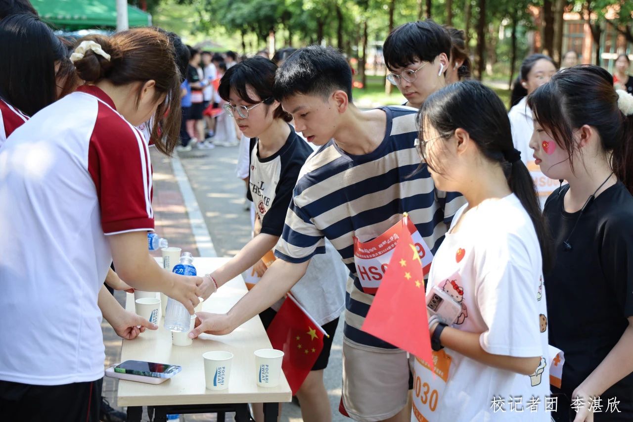 127B2706E727A1D9F884DE2E740_3890875F_29B1A