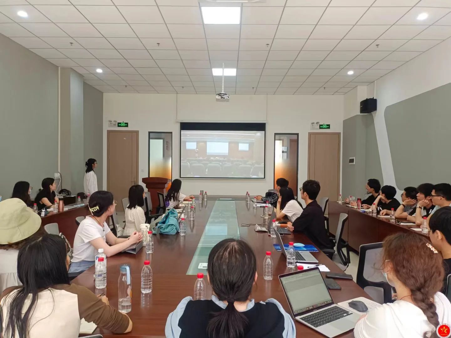 CFE3B5C74D1B0A2D5FC08FEF4C3_5D6B1916_2A1C0