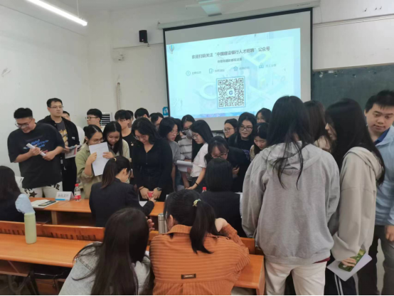 11141D785CD0901CEFB26C2EAC0_802DCE1E_E18C0