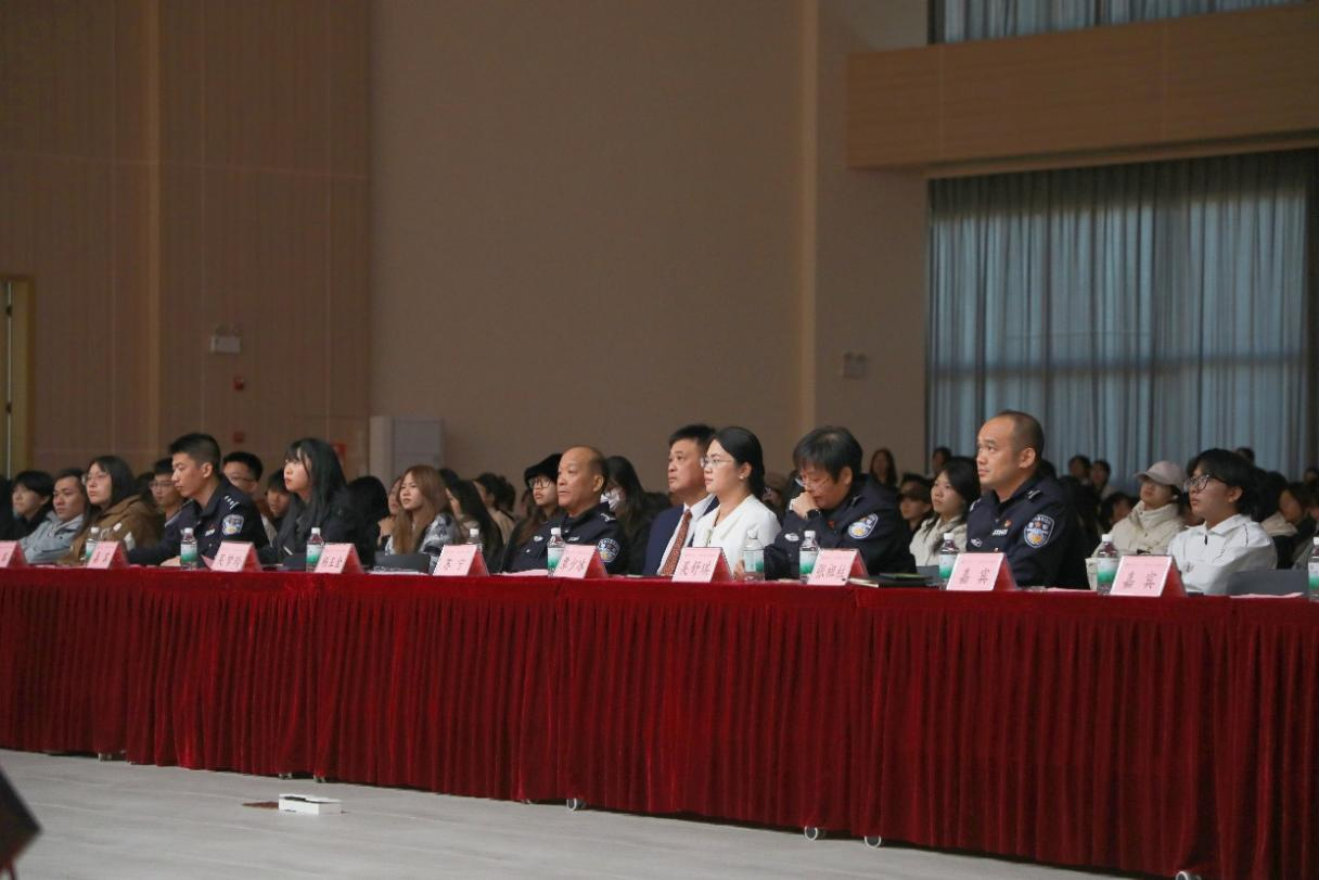 22D6F6F39C2936832F096FE2830_822F0FE6_A9305