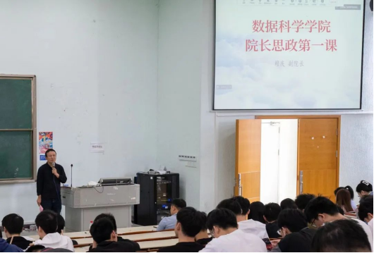 C28EDE160D3FF1BC17378D5ED53_96D27638_BA376