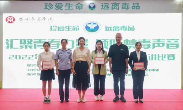 99A53C41E89CAEF9655ED4DED69_2B1F2378_39CF4