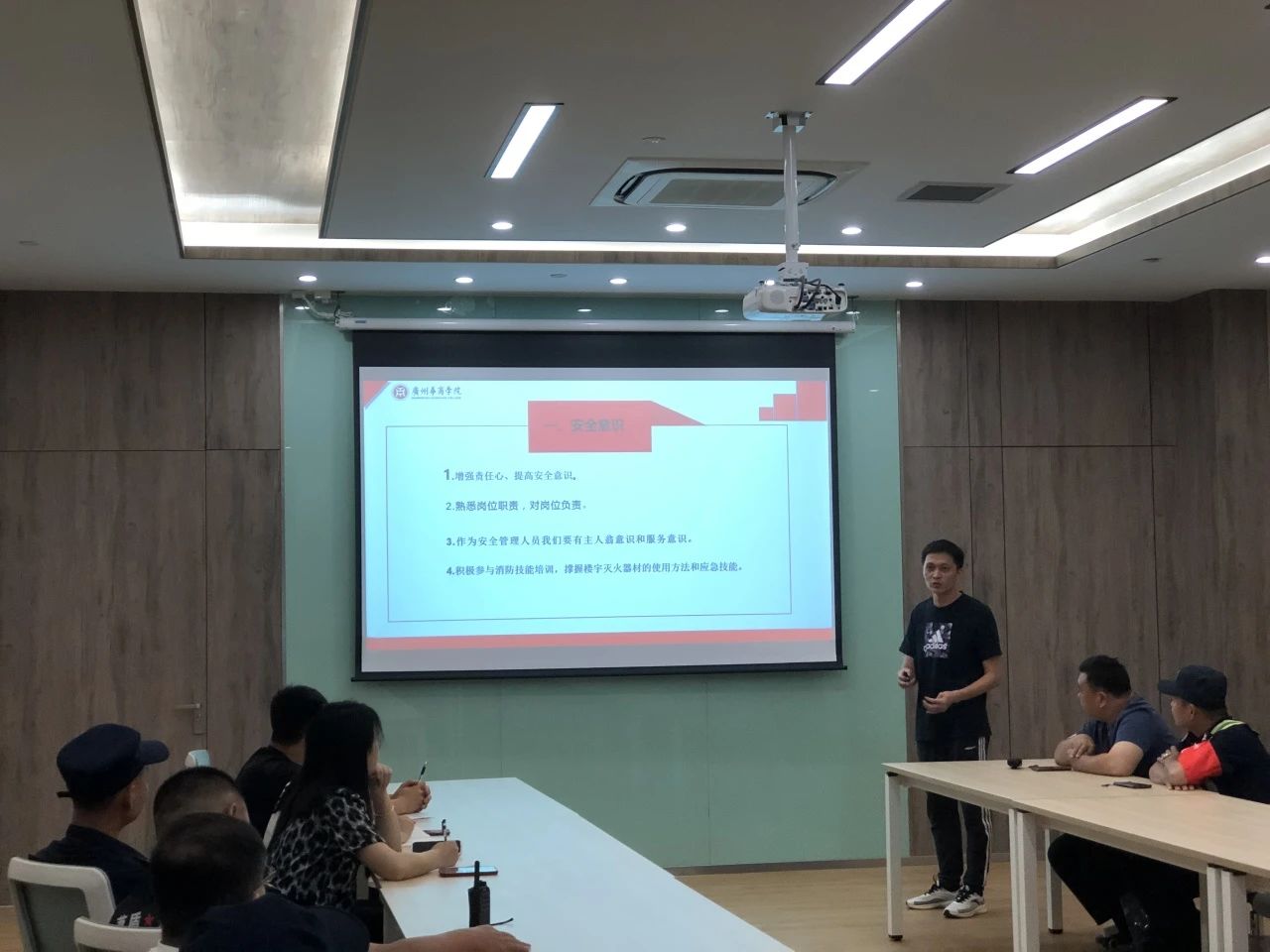 E5E5B1DA1EAF80DC5891031386F_750072A4_1A1A7