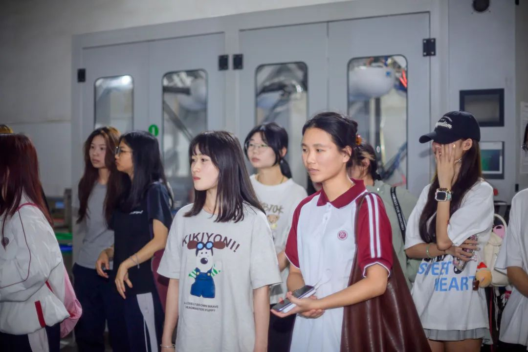 6C4E7B5B613508E40D32F2DBFC1_DFF5BFD3_A803C A803C