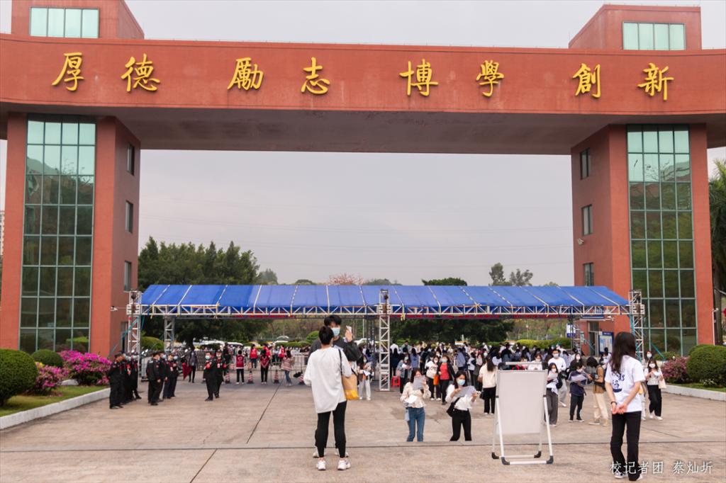 F047A2722AF19865AB2D26D40FB_CC513709_18A68