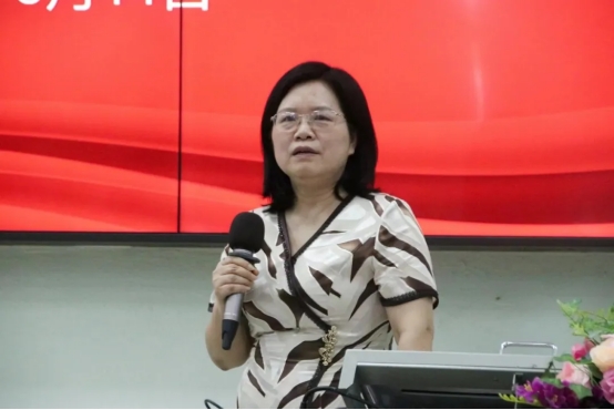 A77118107D5AF5246A05FD641B8_AB155D0D_1B641