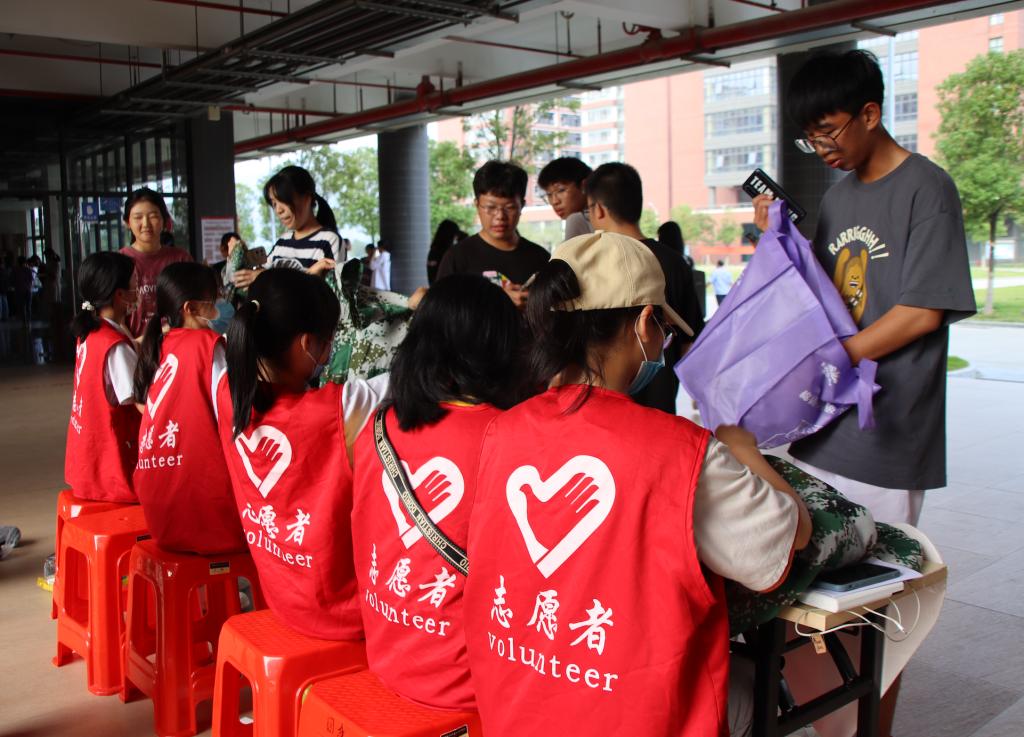 968E470958B50043B1C7A181493_B2302710_1C4E9