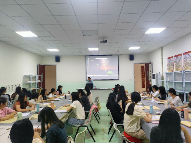 DB24D5FF4EBB70166F57307B1D8_EEFED841_74252