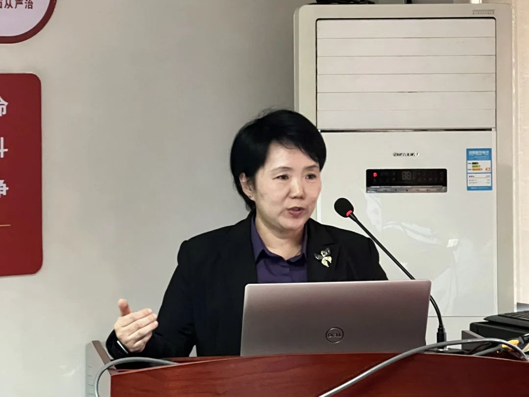 A886952FF02D4639C0CC6C24B03_3924C853_F699