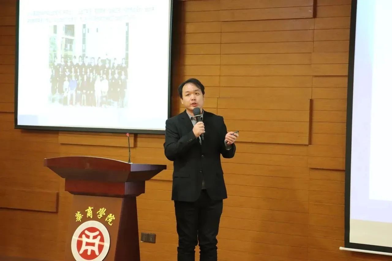 E7A0AA2D1C3F2AE8E0B0E285790_6AD2F014_130B2