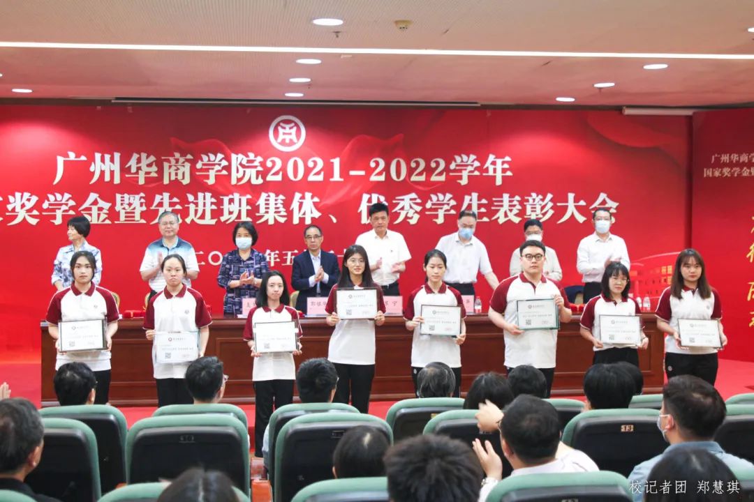 820C53BB3E399FA038D17F72574_1DEE9AF0_1D352