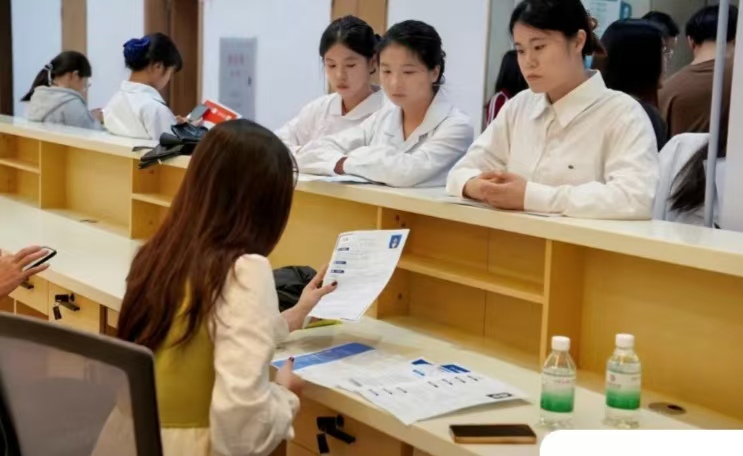 41A956C409E80B915F7F5774A6C_69D997EB_1896B