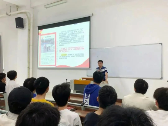 DC032C1D69158278A1EA7B0B26D_4EB2BE7F_E18C0