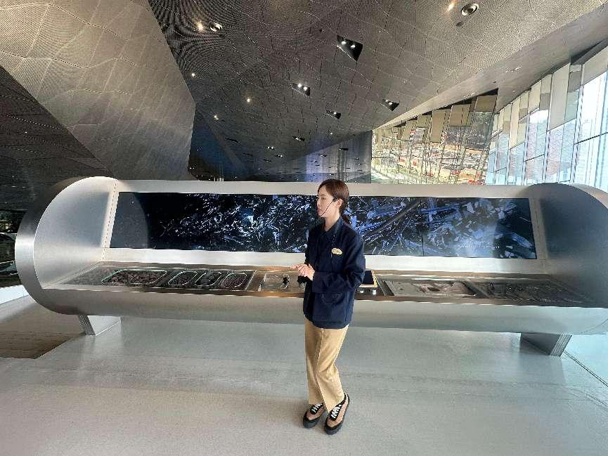 104F102E9579B535CBA66051A43_010816C7_C6A2B