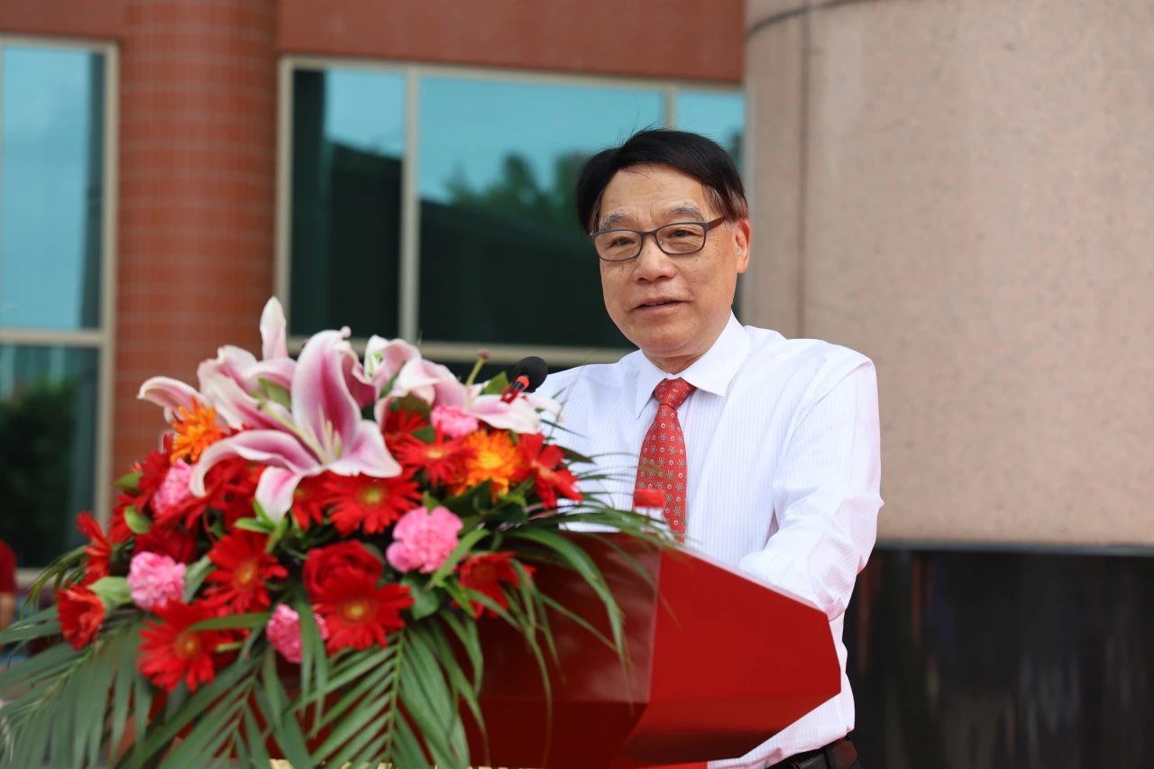 22383EA1178125B09D29E3537FC_D870C704_18BA2 22383EA1178125B09D29E3537FC_D870C704_18BA2