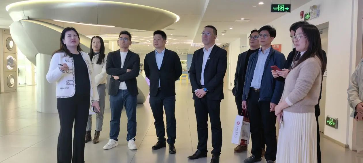 C0F06443A6481355CD89687F271_A0A42041_15A20