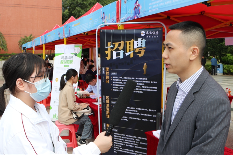 43A64B69AB3B6384DA0BA54ABBC_BC11B6C2_9CCF9