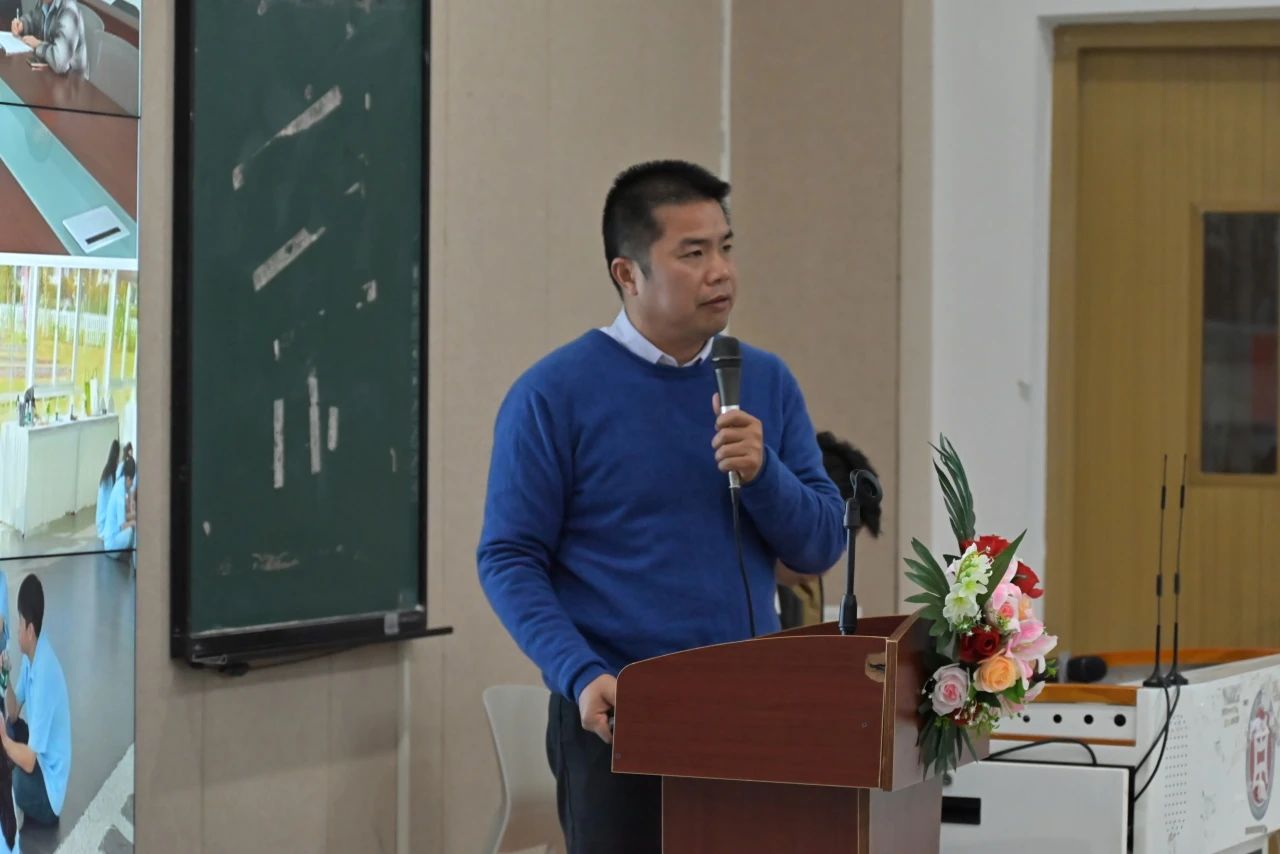 2CDA3DD4E74BF8A22DFCAAE89C9_986C4AEB_1561B