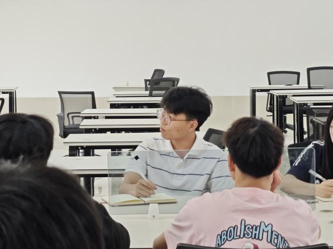 454B005303B2D2CE5E784363945_D9ED22EC_3B819