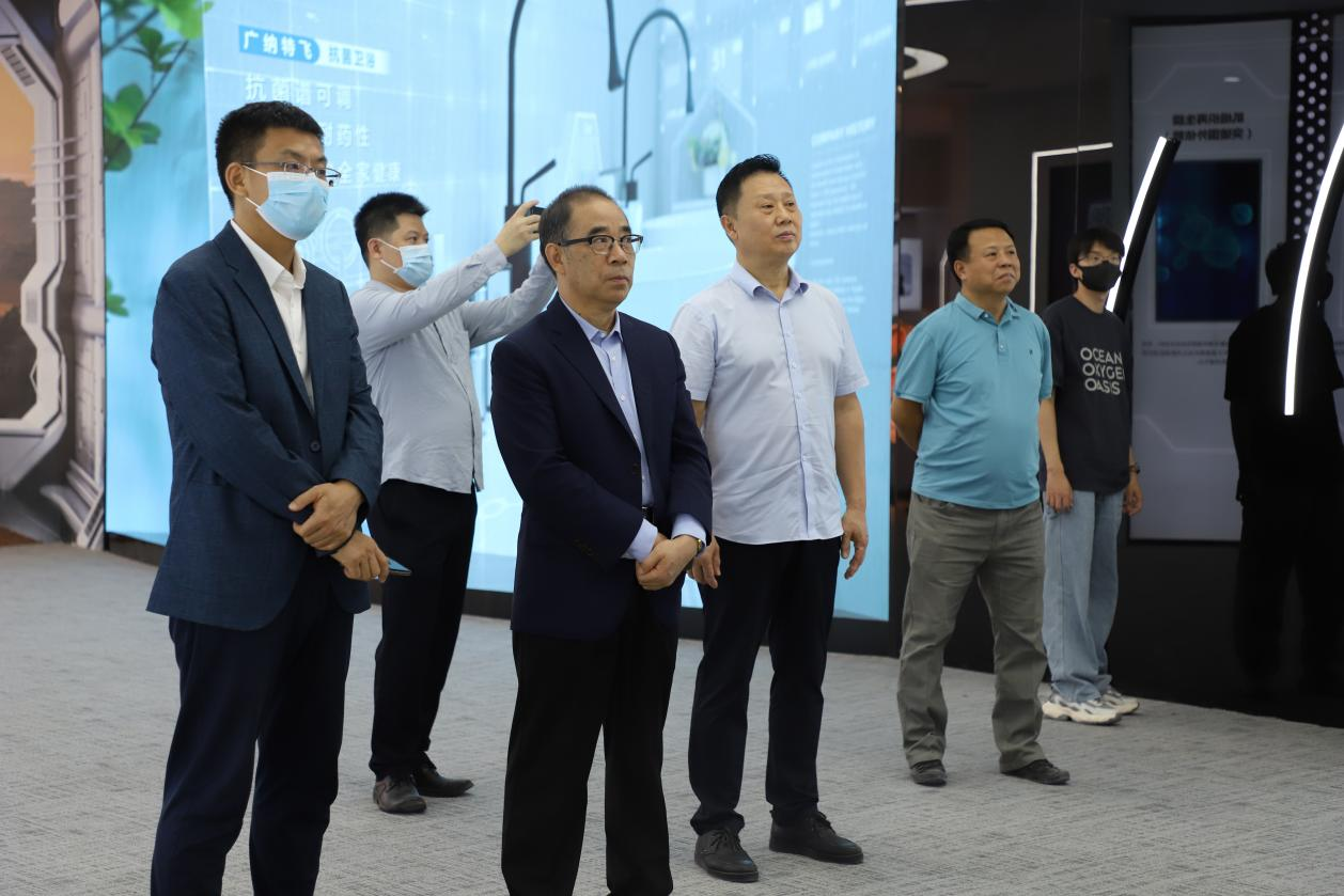 9BDC7062F19AC6D57C0DA236672_20A66793_D831B