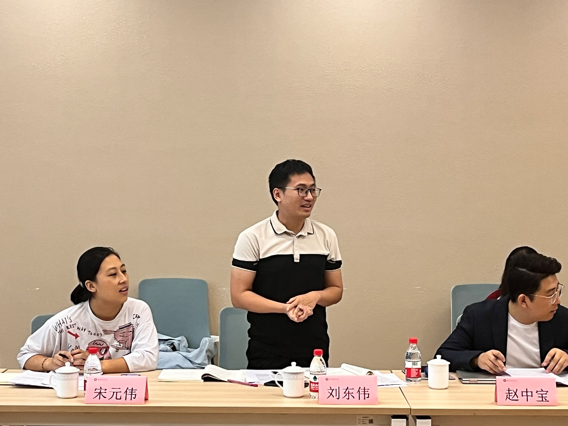 FDE2660B0BA68F16F8FF29E3C23_03257779_F2105